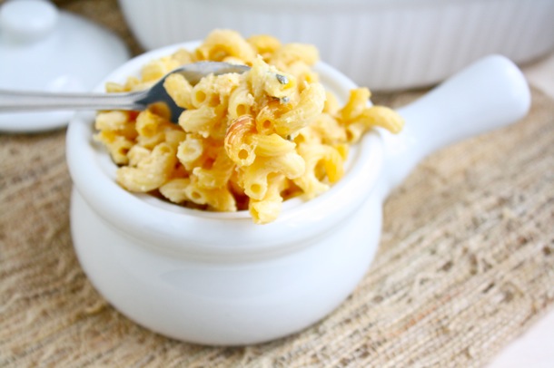 the lady's creamy mac + cheese made healthier // cait's plate