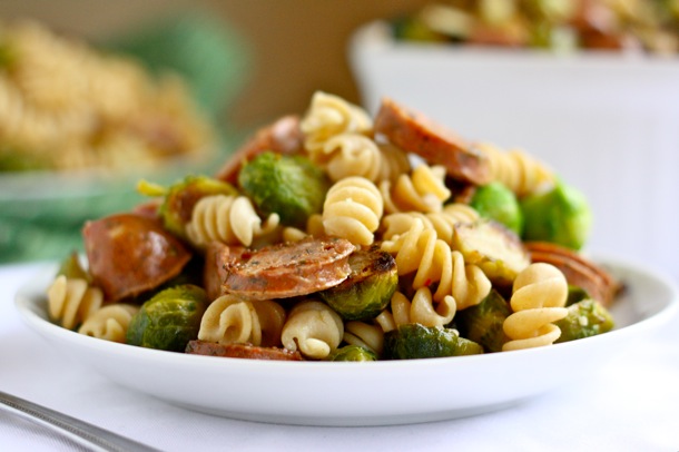 roasted chicken sausage and brussel sprout pasta - makes for an easy, filling and nutritious dniner! sub broccoli for brussels if you don't like 'em! // cait's plate