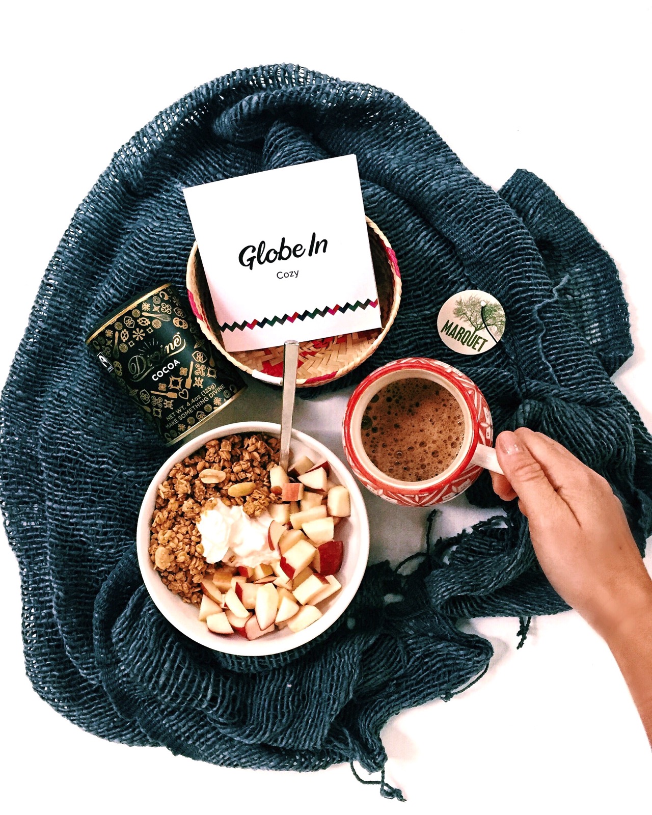 globein 'cozy' box review // cait's plate