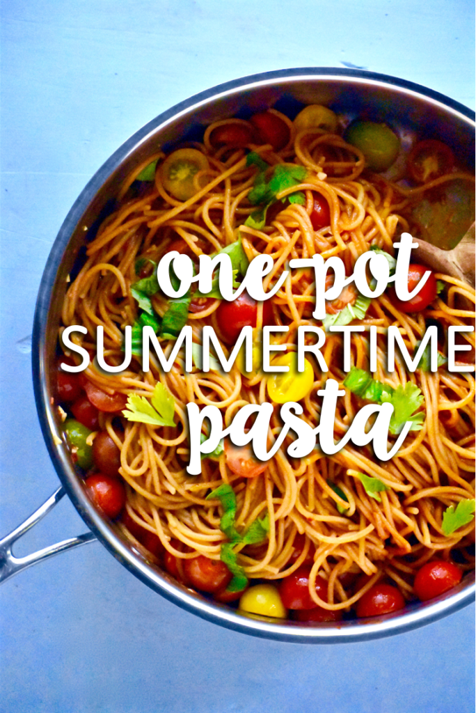 one-pot summertime pasta dish - done in under 30 minutes and you only have to dirty one dish! // cait's plate