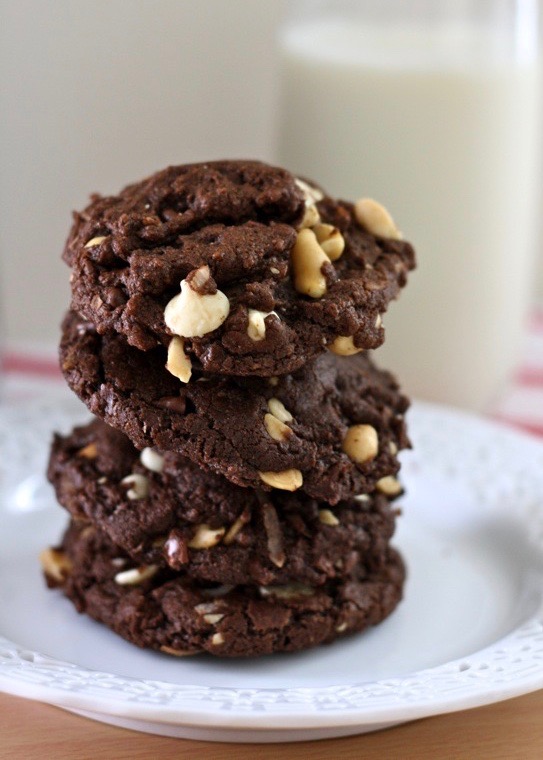 triple chocolate cookies // cait's plate