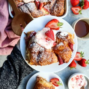 strawberry croissant baked french toast // cait's plate