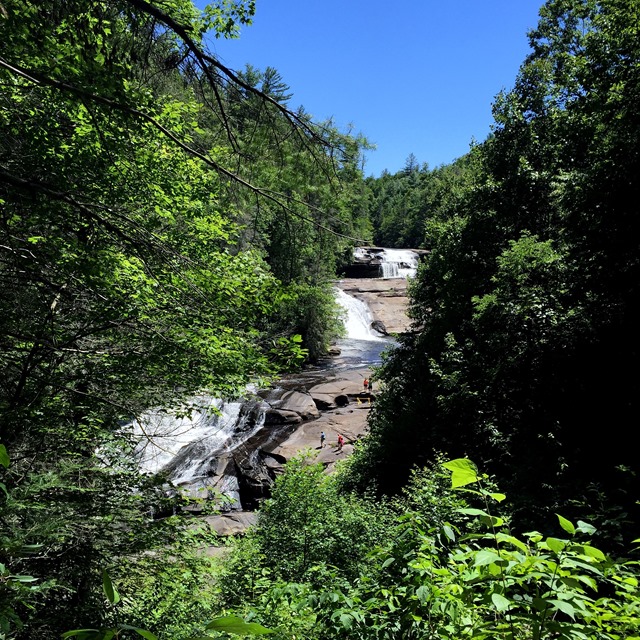 weekend scenes: dupont state park waterfall hike // cait's plate
