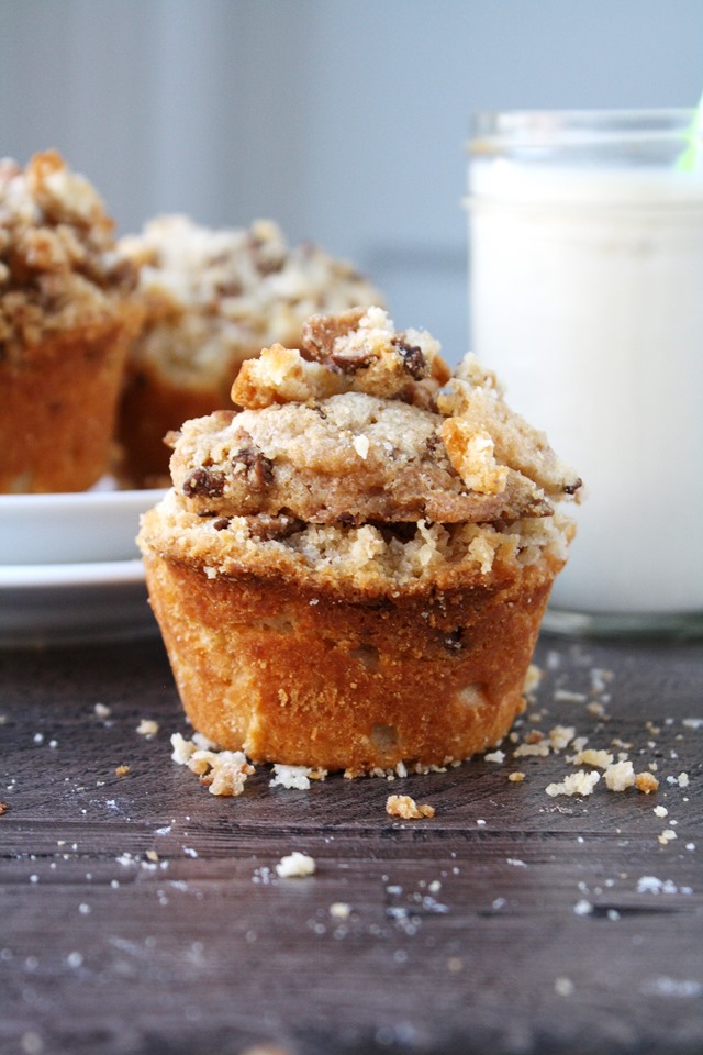 gluten-free peace love and crumble muffins by ginnybakes - back to school just got a little easier! // cait's plate