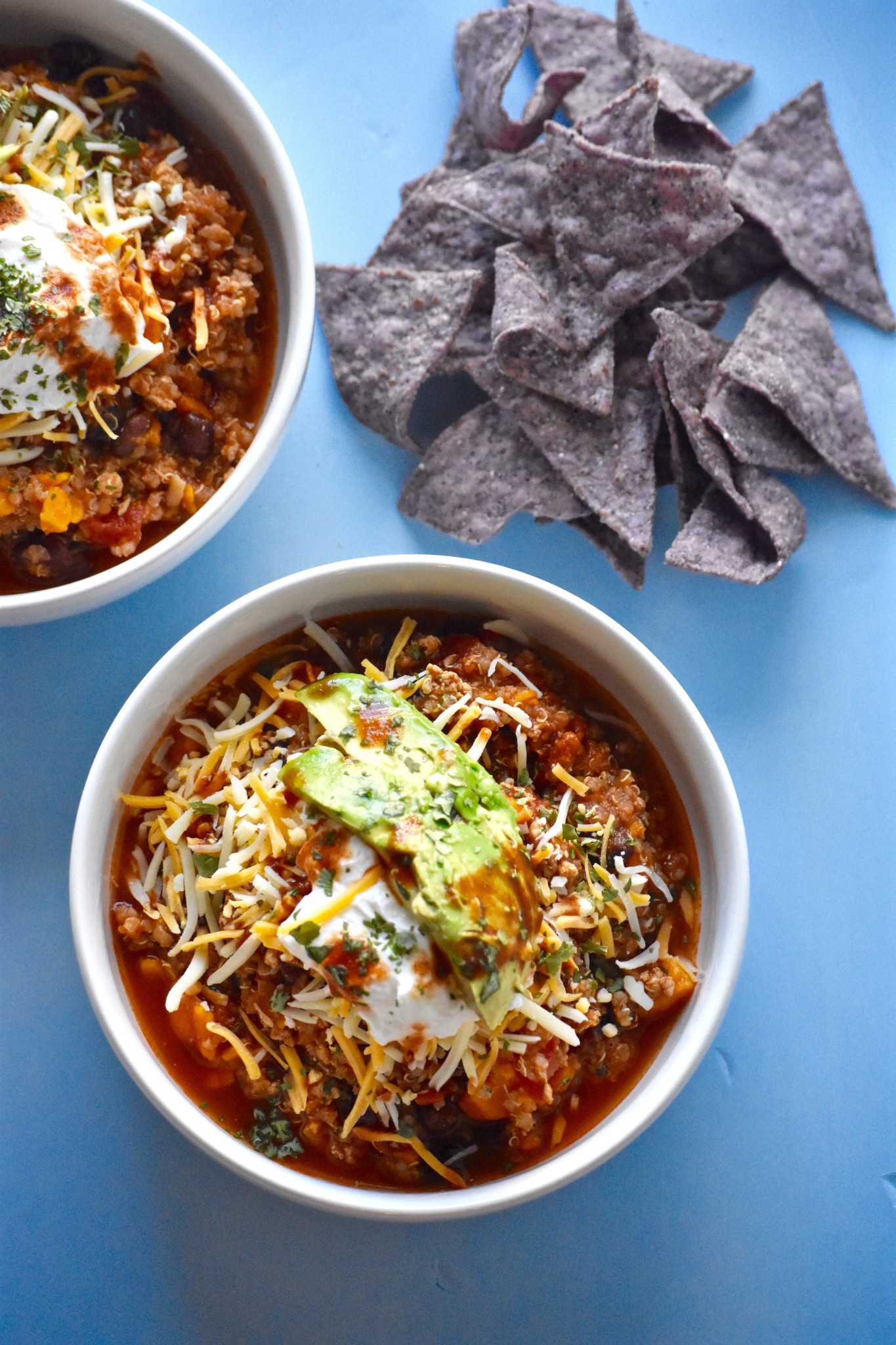 hearty black bean, sweet potato, quinoa and turkey chili - the perfect comforting dish for these chilly days! // cait's plate