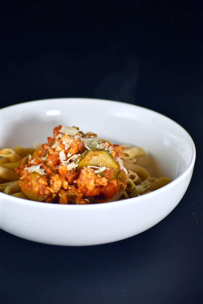 revamped sun-dried tomato basil turkey & veggie-packed pasta - comes together quickly and fills you up! // cait's plate