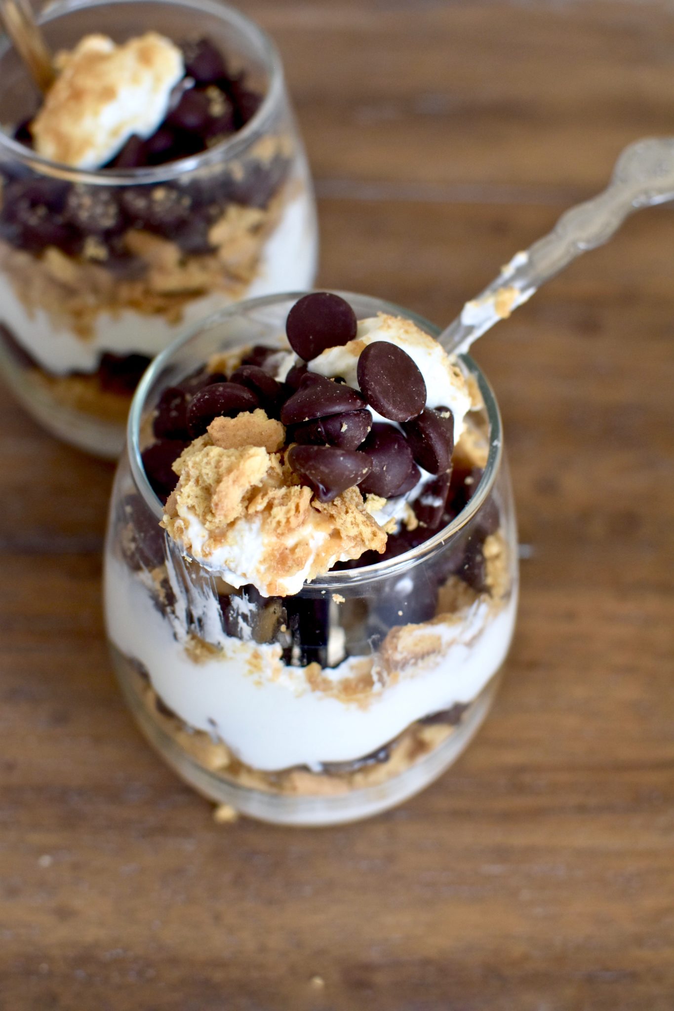 s'mores yogurt parfaits - a fun twist on a classic favorite // cait's plate