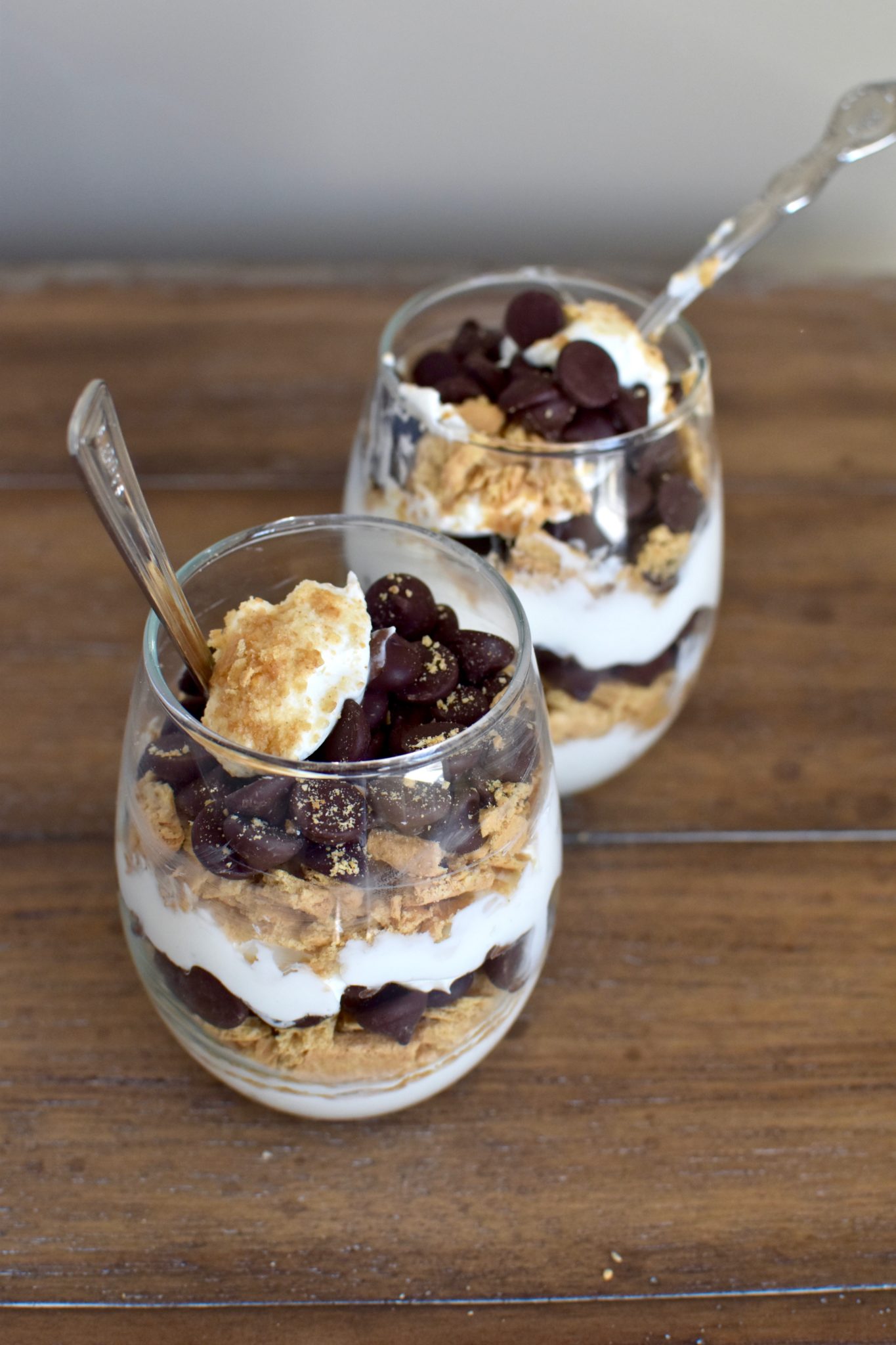 s'mores yogurt parfaits - a fun twist on a classic favorite // cait's plate