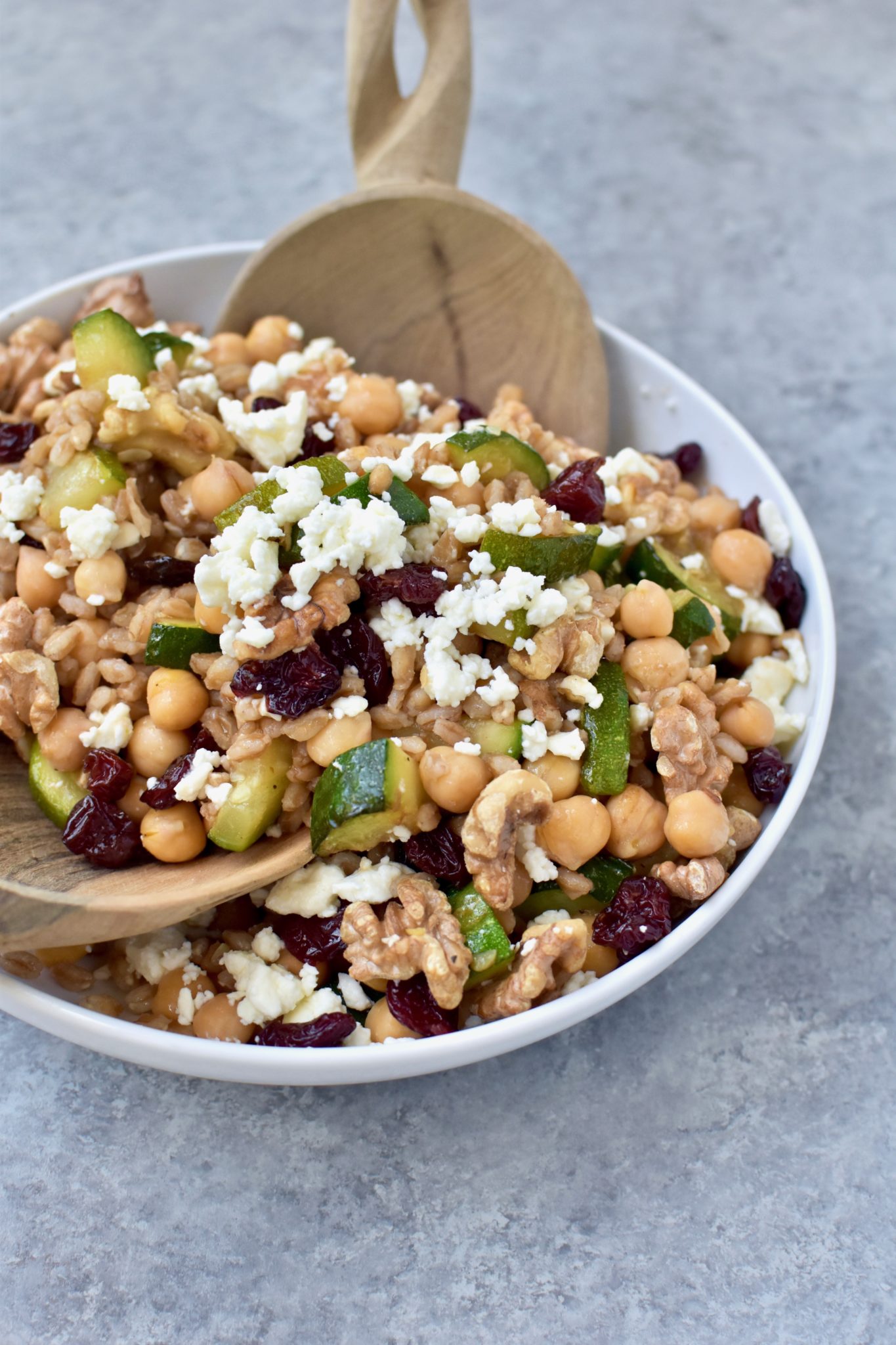 protein-packed summer farro salad // cait's plate