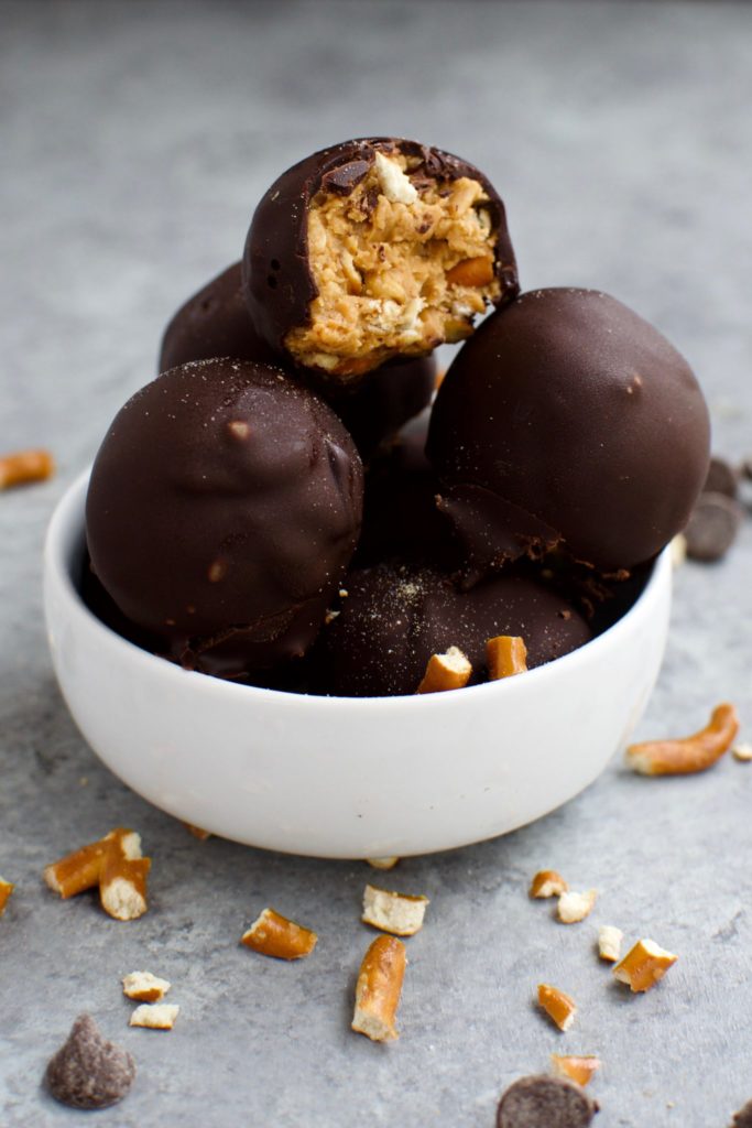 3 Ingredient Chocolate Peanut Butter Pretzel Truffles 