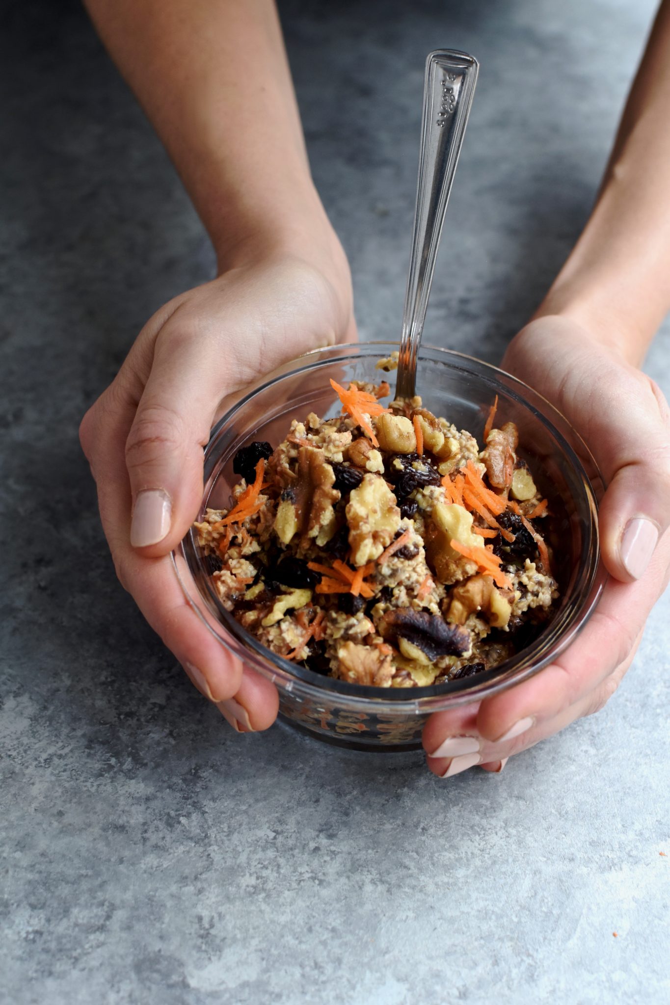 carrot cake overnight oatmeal // cait's plate