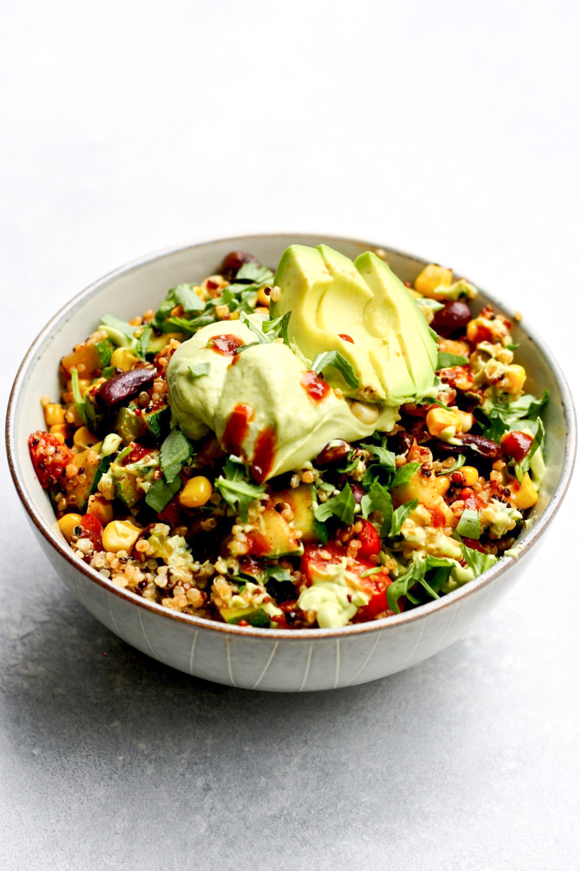 summer veggie mexican quinoa bowl // cait's plate
