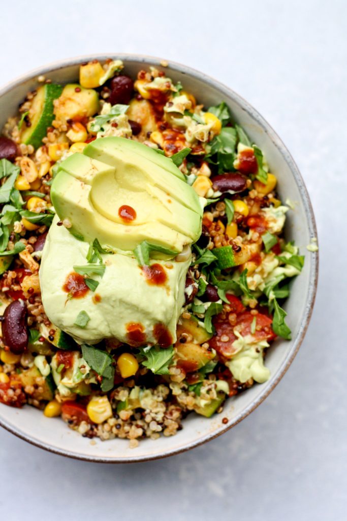 summer veggie mexican quinoa bowl | cait's plate