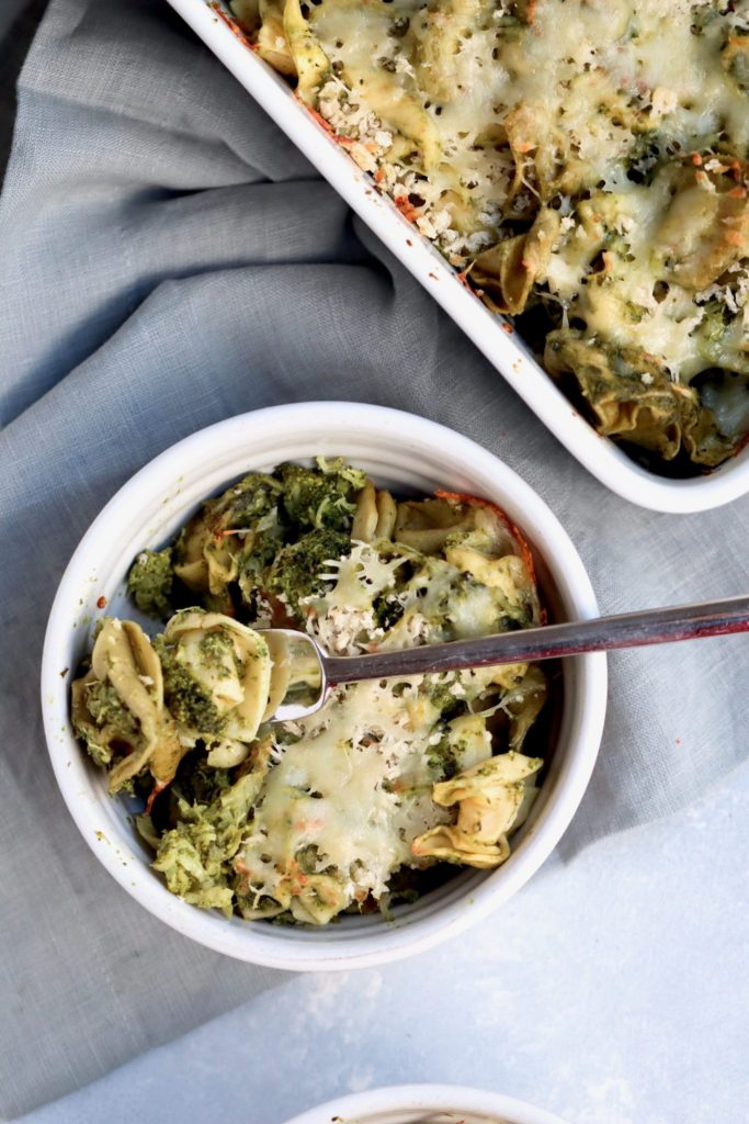 broccoli & spinach pesto tortellini bake // cait's plate