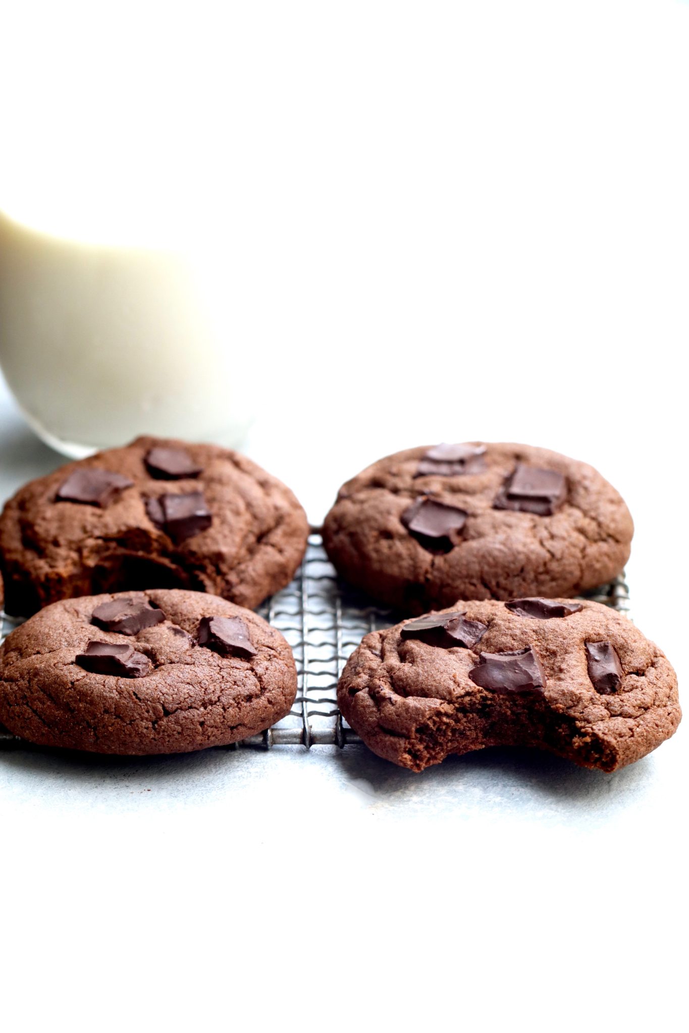 double dark chocolate chunk cookies // cait's plate