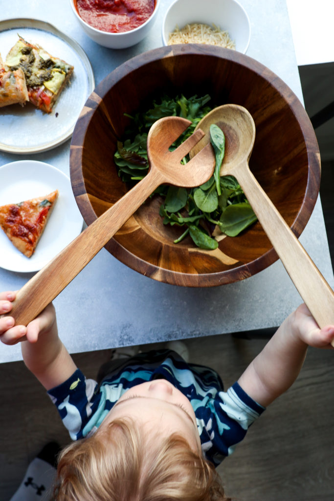 weeknight sheet pan veggie pizza