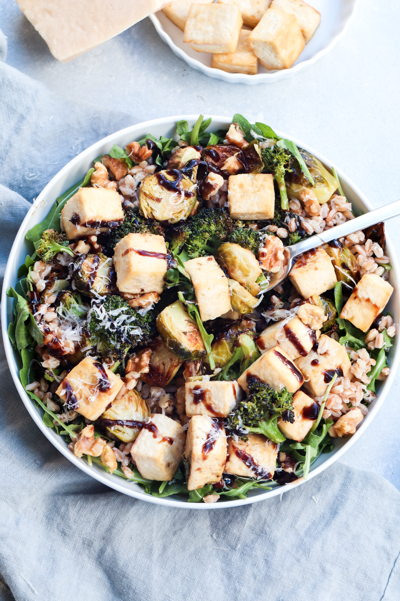 roasted broccoli, brussel sprout & tofu bowl // cait's plate