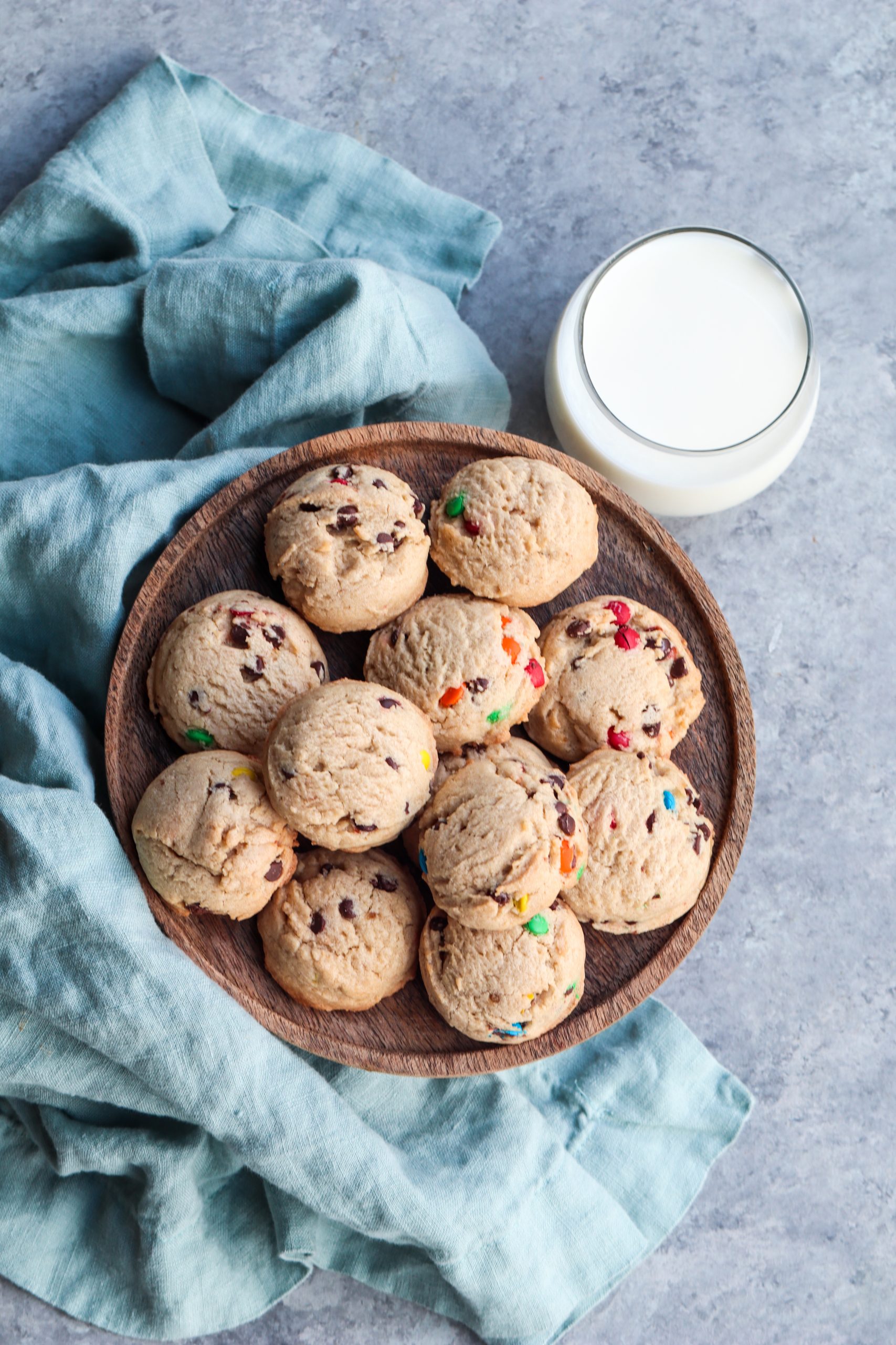 Mini M&M's Chocolate Chip Cookie