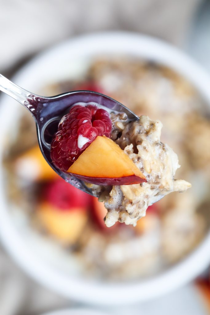 brown sugar cinnamon oats with fresh summer fruit | cait's plate
